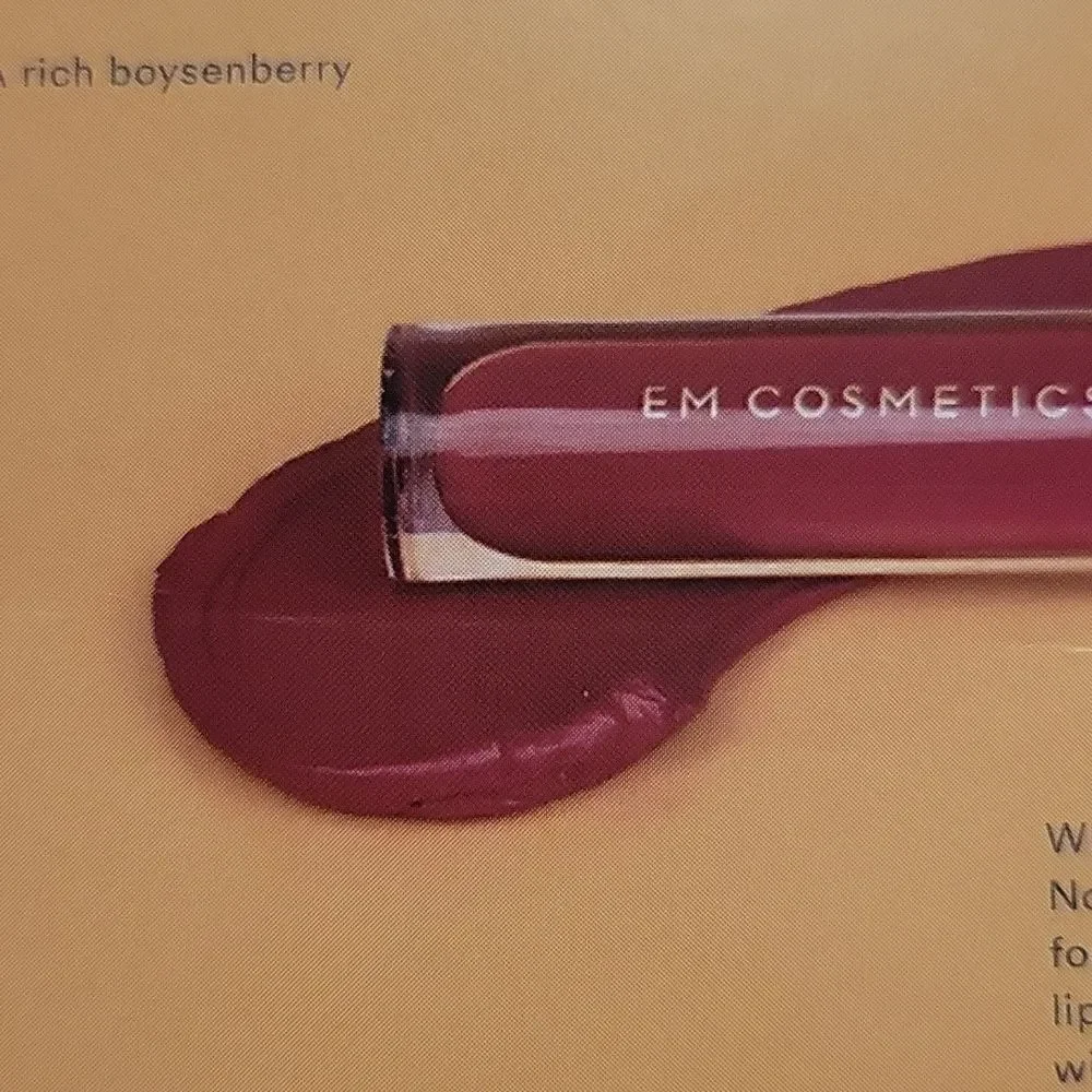 Em Cosmetics Infinite Lip Cloud in Hush Berry